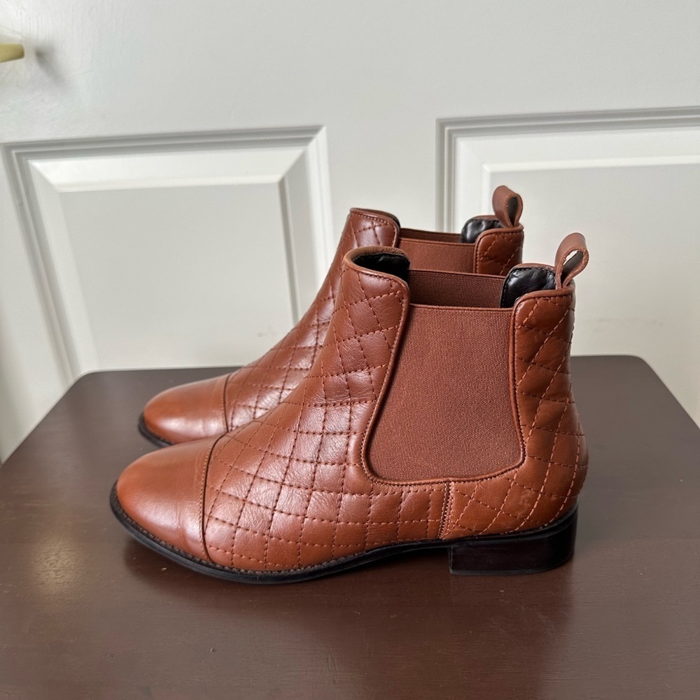 Talbots Women’s Shoes Dark Rum Tish Quilted Boots Size 7.5 M